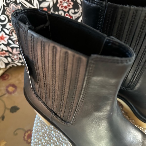 Dolce Vita Caster H20 Booties - Picture 6 of 8